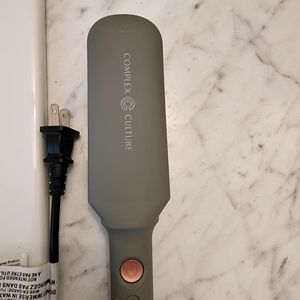 Complex Culture Gray Hair Straightener